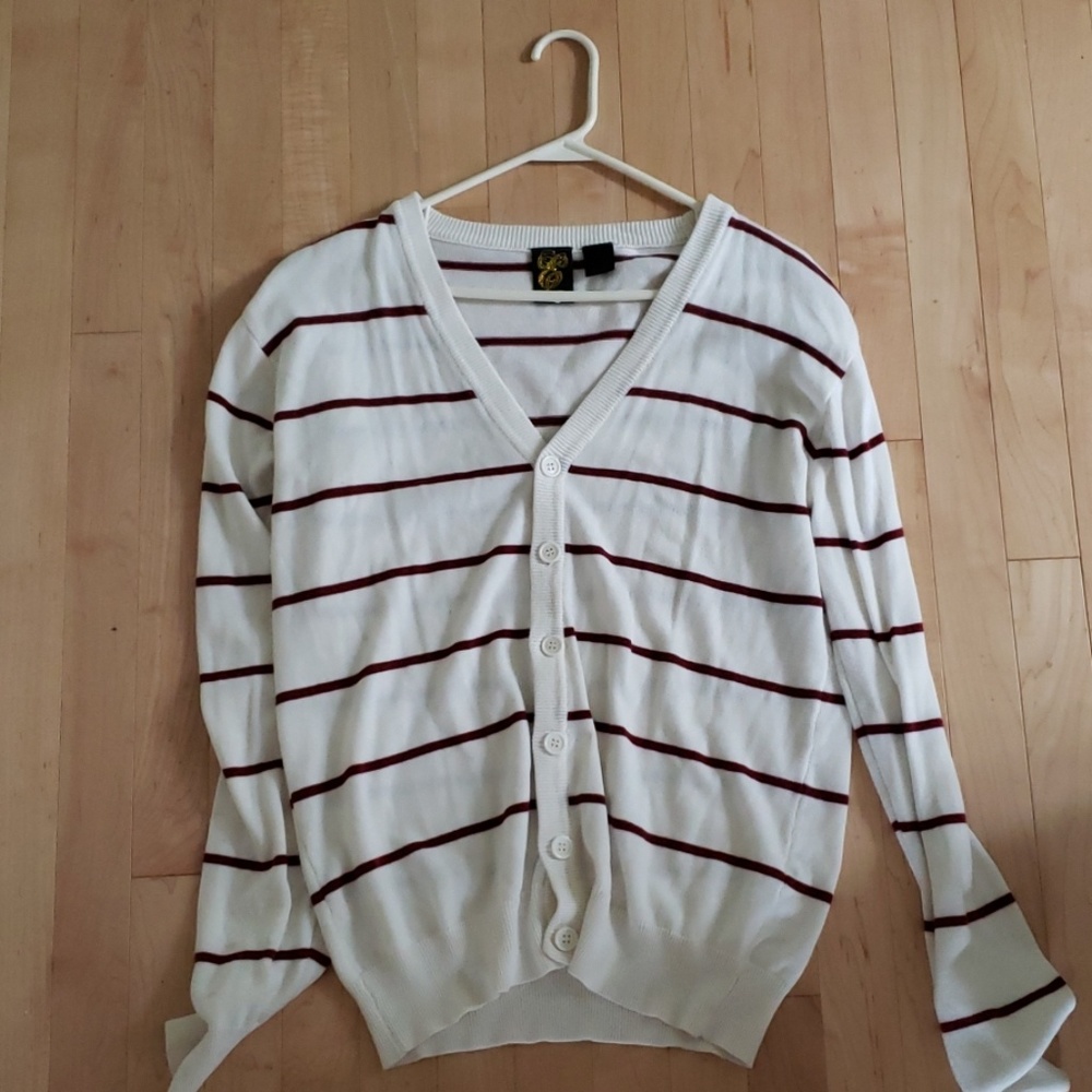 Sweater - Picture 3 of 3